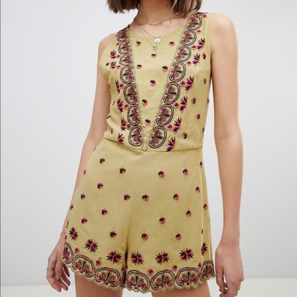 SOLD Free people embroidered floral olive romper size 2 - Picture 9 of 10